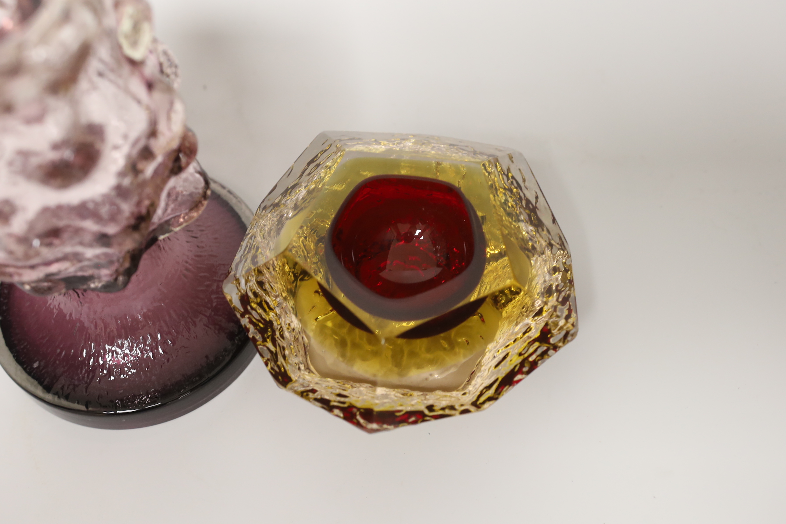 Murano Sommerso textured glass bowl and a Kai Blomqvist signed Scandinavian glass vase, the largest 18cm high